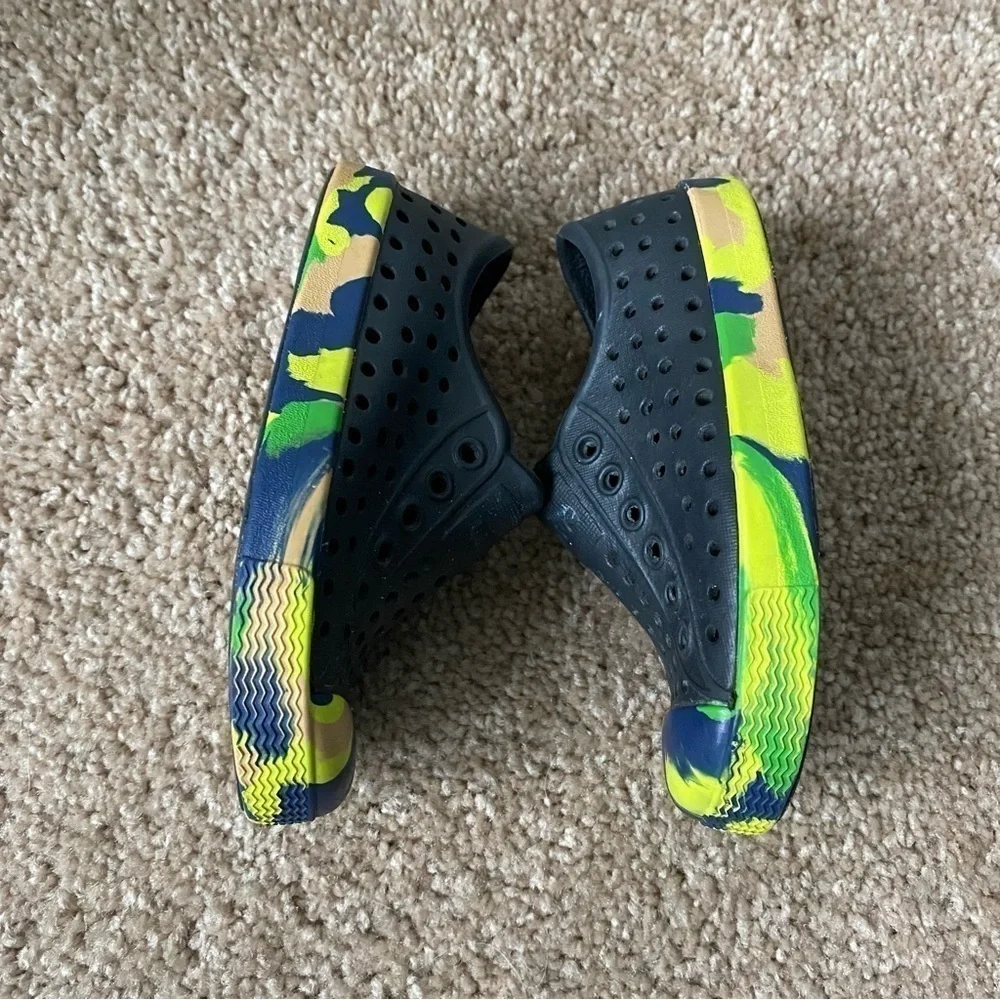 Native | Boy's Slip On Multicolor Sneakers Size 6